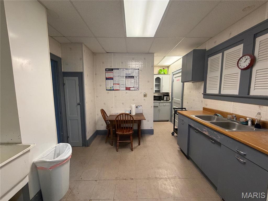 Garths Add - Commercial Sale