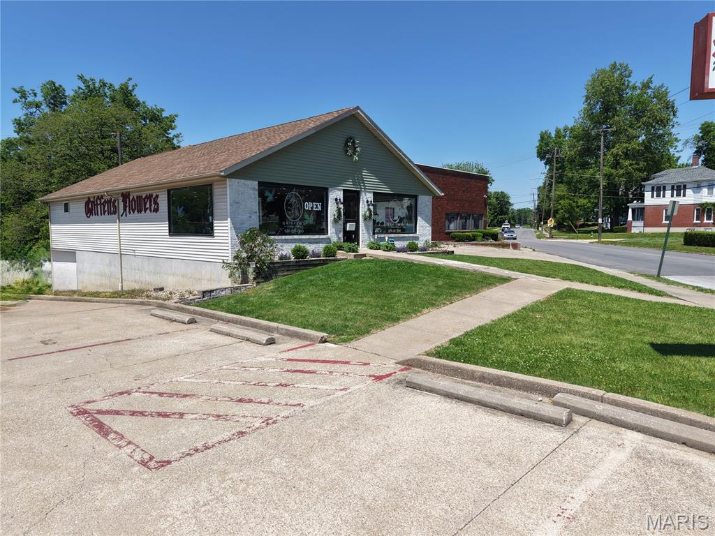 Garths Add - Commercial Sale