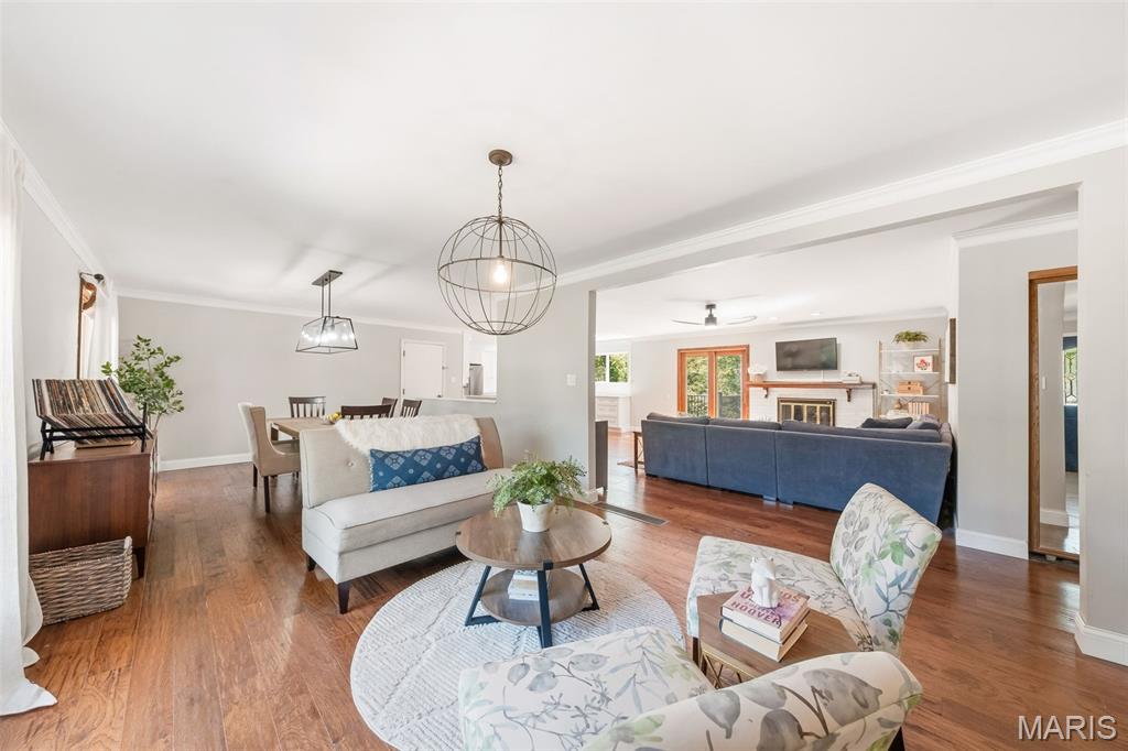 Casa Royale 2 - Residential
