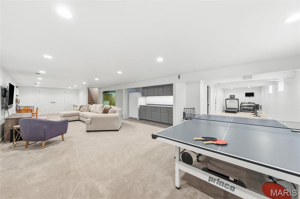 Casa Royale 2 - Residential