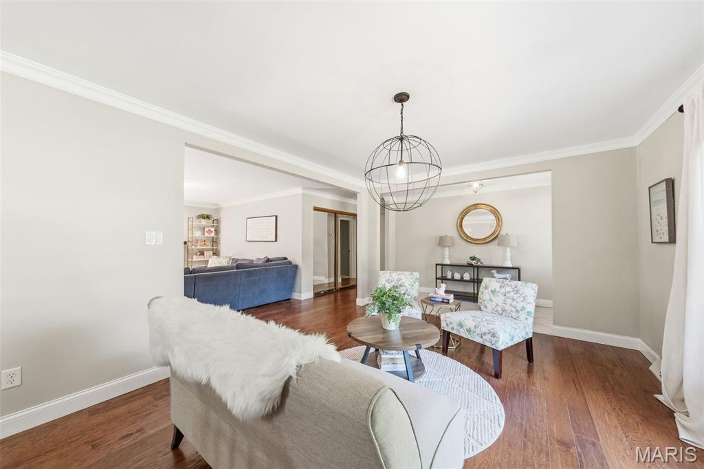 Casa Royale 2 - Residential