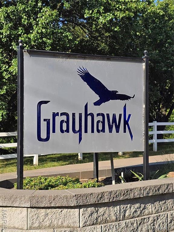 GRAYHAWK - Land