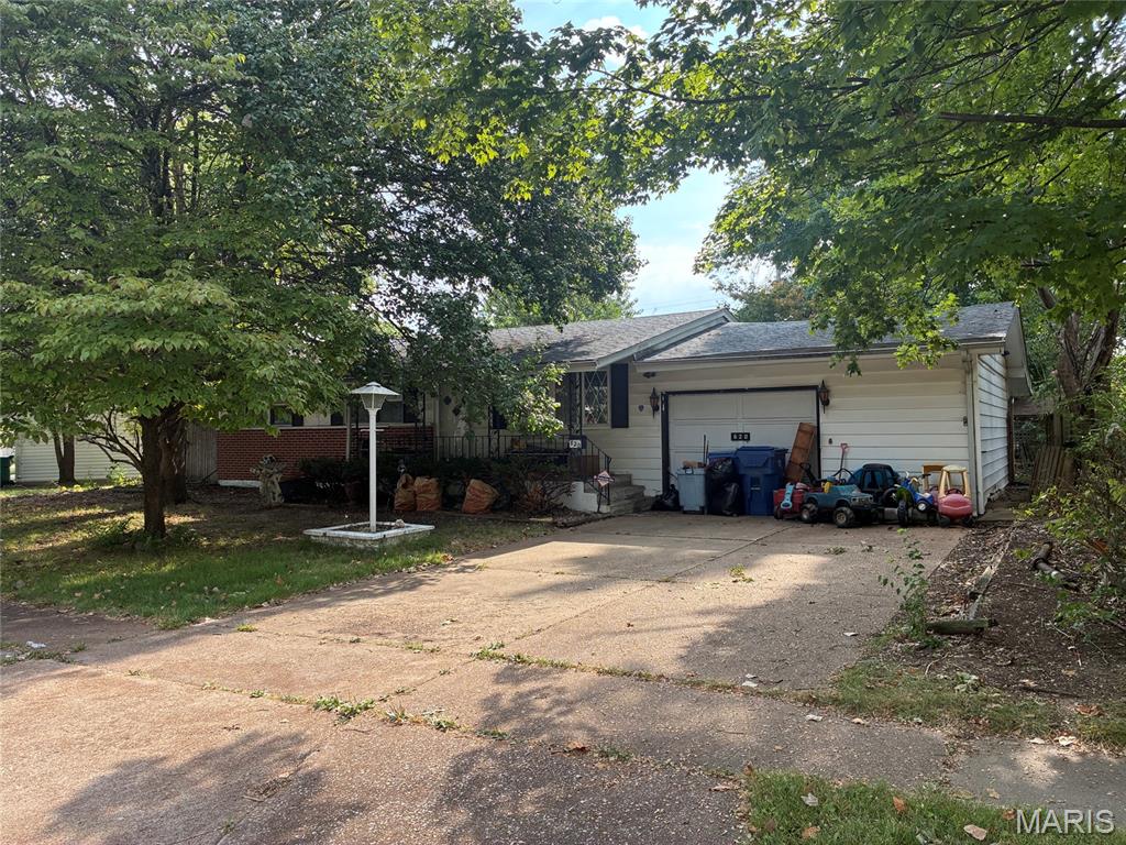 SHORT SALE OPPORTUNITY! Spacious 4-bedroom, 1.5-bath home featuring an open floor plan with comfortable living spaces and plenty of room to spread out. The lower-level family room offers additional space for entertaining, recreation, or a cozy retreat. Enjoy the convenience of a 1-car attached garage and a level lot with great potential. A versatile layout and ample bedroom space make this home a great opportunity for buyers looking to add their personal touches and build equity. Property is being sold as a short sale and is subject to lender approval.