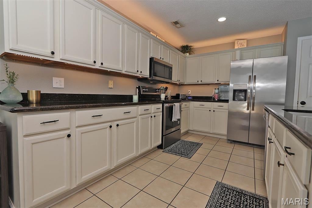 Ashland Court Ph 01 - Residential
