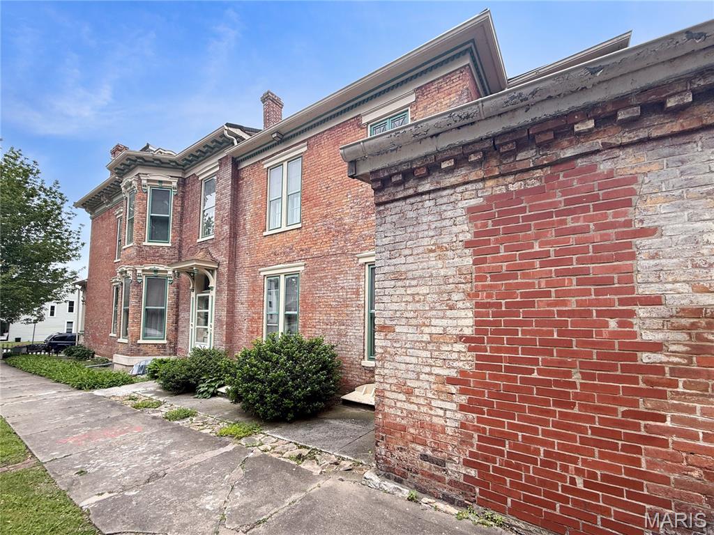 Hannibal Original Town - Commercial Sale