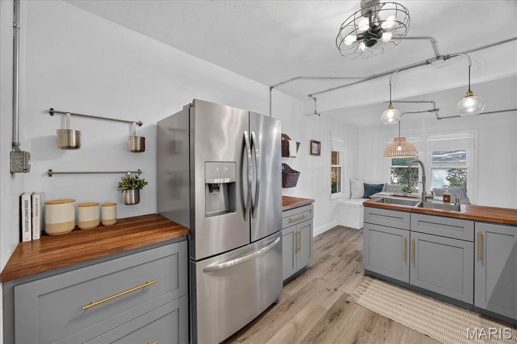Breese 1st Add - Residential