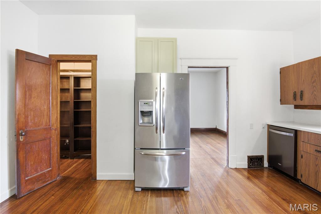Christian Kaempers Add - Residential
