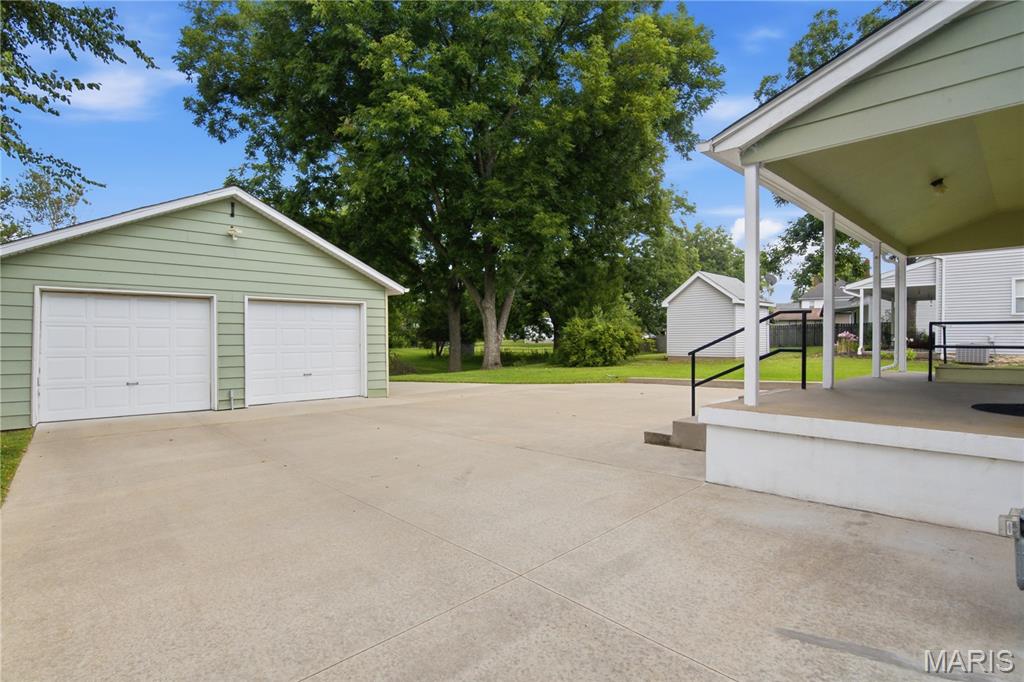 Christian Kaempers Add - Residential