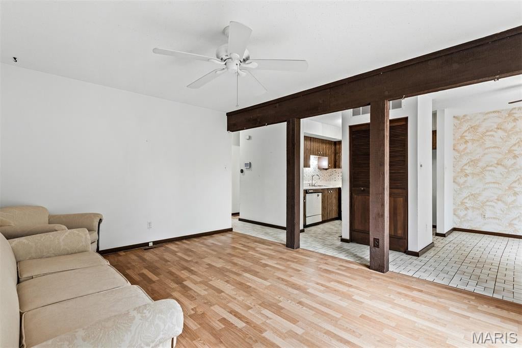 Paddock Lake Condo - Residential