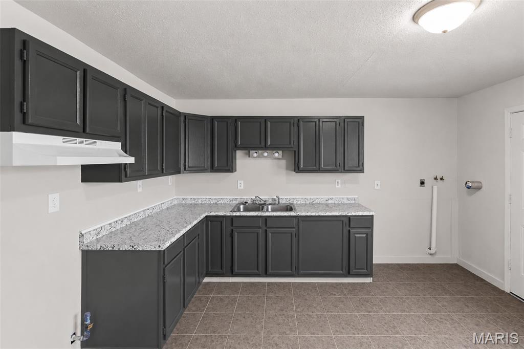 Johns Gardens 3rdadd - Residential