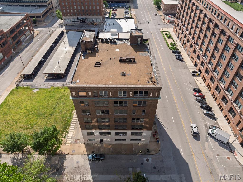 Lucas & Hunt Add - Commercial Sale