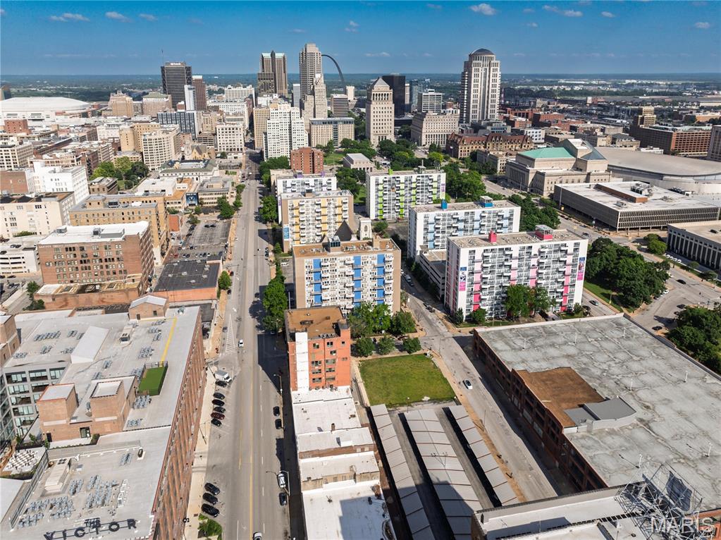 Lucas & Hunt Add - Commercial Sale