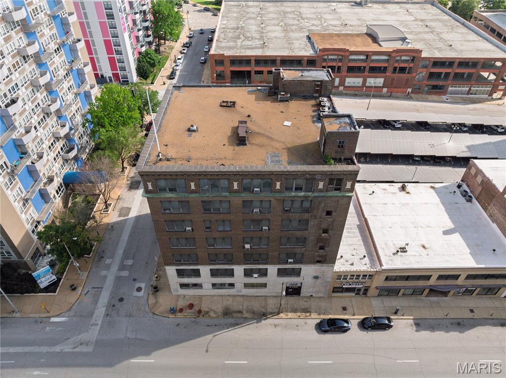 Lucas & Hunt Add - Commercial Sale