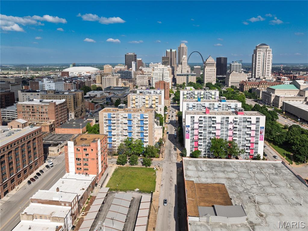 Lucas & Hunt Add - Commercial Sale