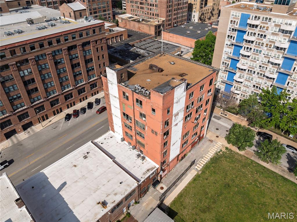 Lucas & Hunt Add - Commercial Sale