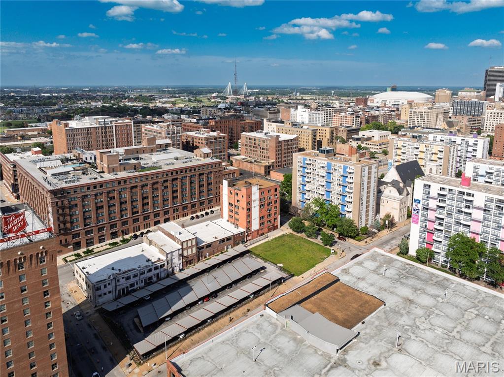 Lucas & Hunt Add - Commercial Sale
