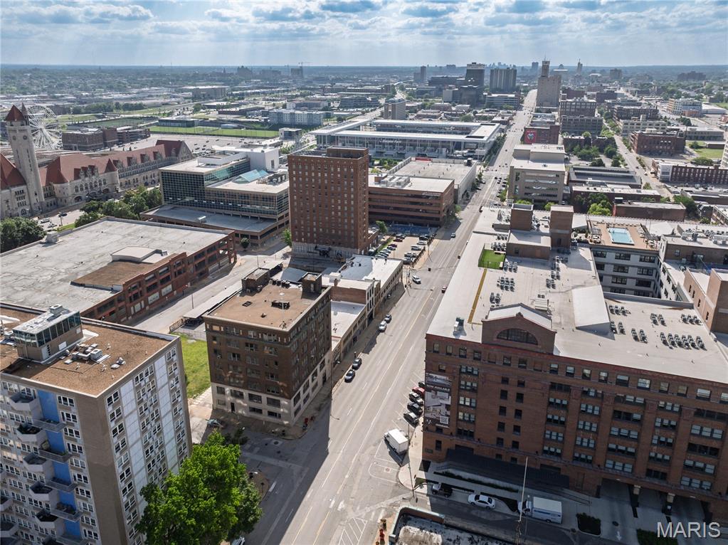 Lucas & Hunt Add - Commercial Sale