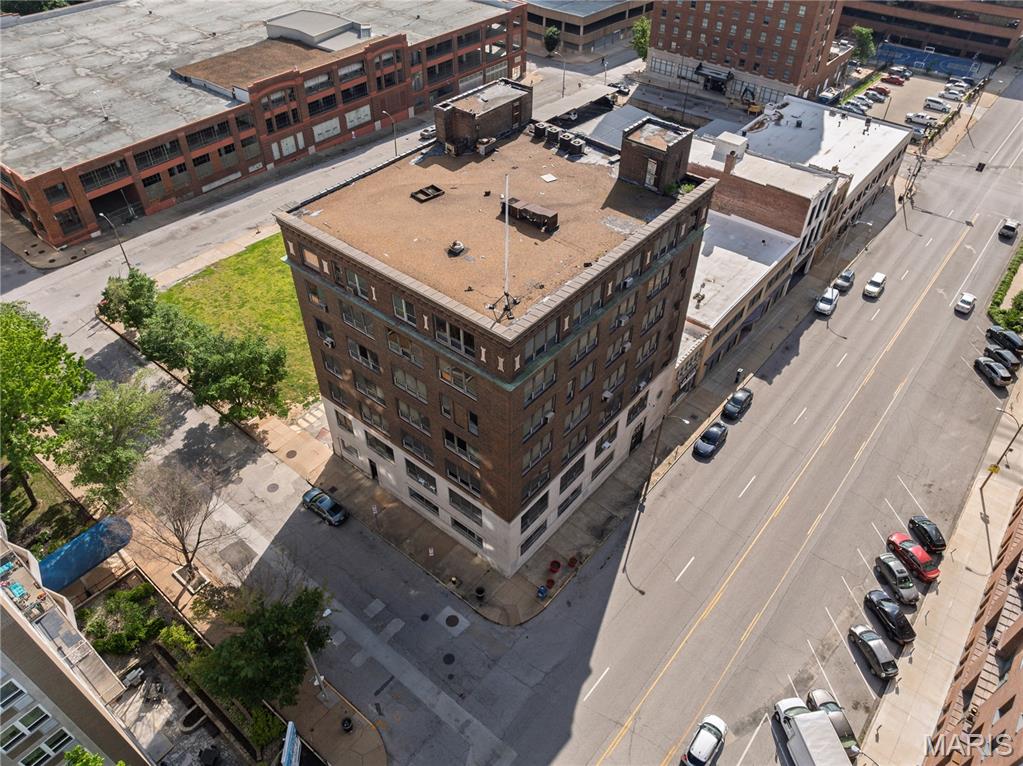 Lucas & Hunt Add - Commercial Sale