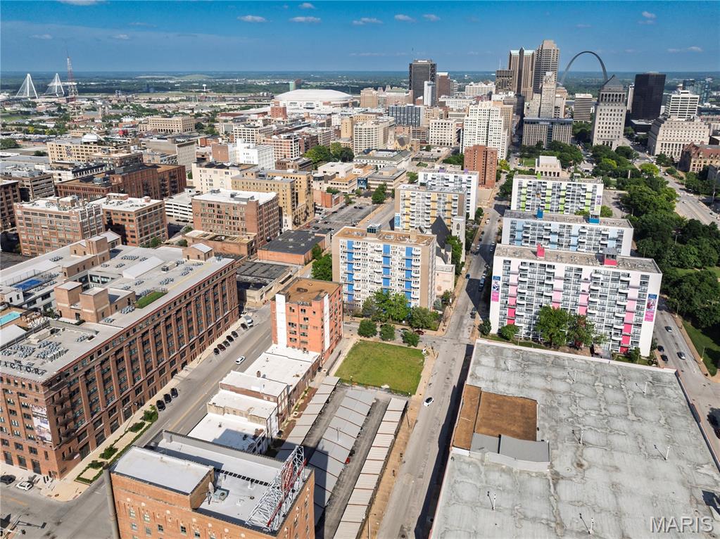Lucas & Hunt Add - Commercial Sale