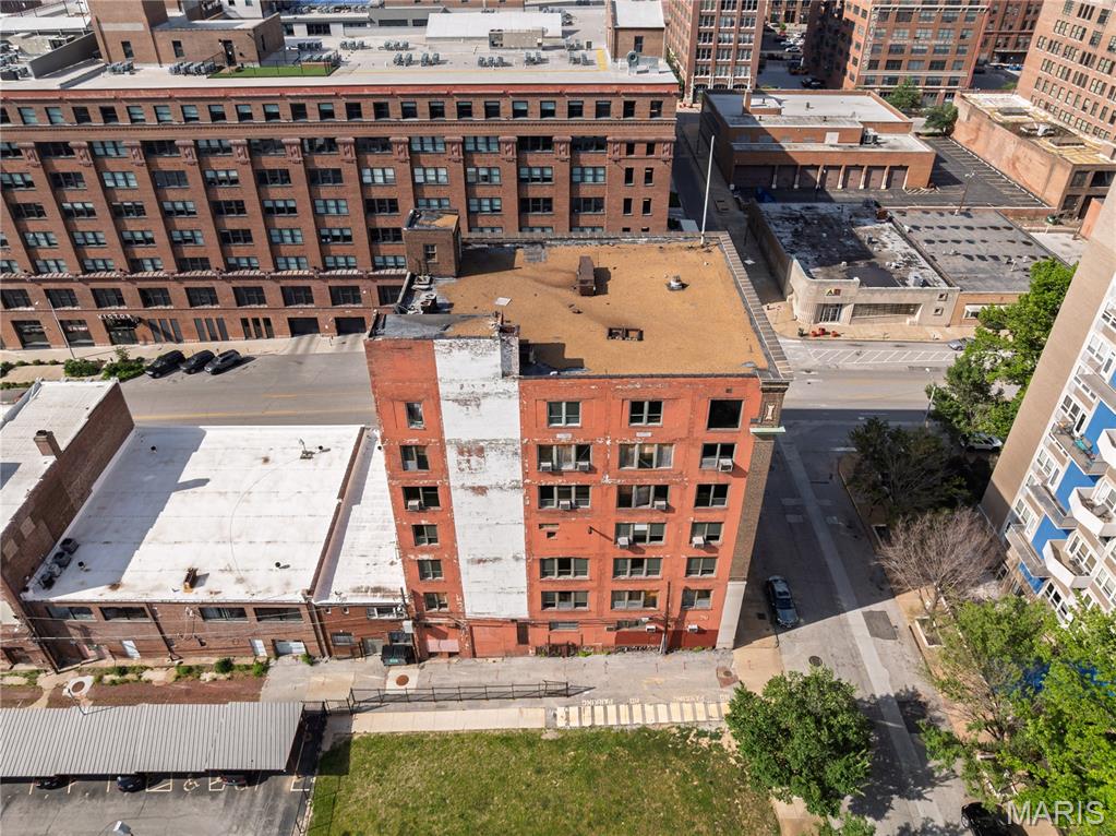 Lucas & Hunt Add - Commercial Sale