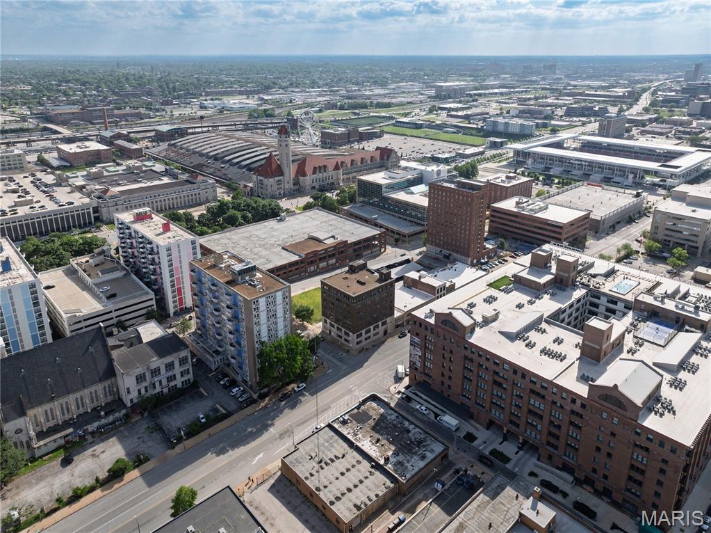 Lucas & Hunt Add - Commercial Sale