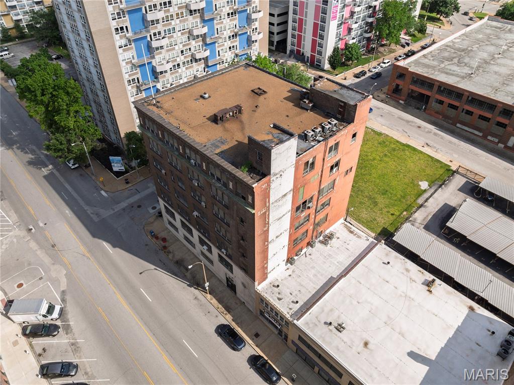 Lucas & Hunt Add - Commercial Sale