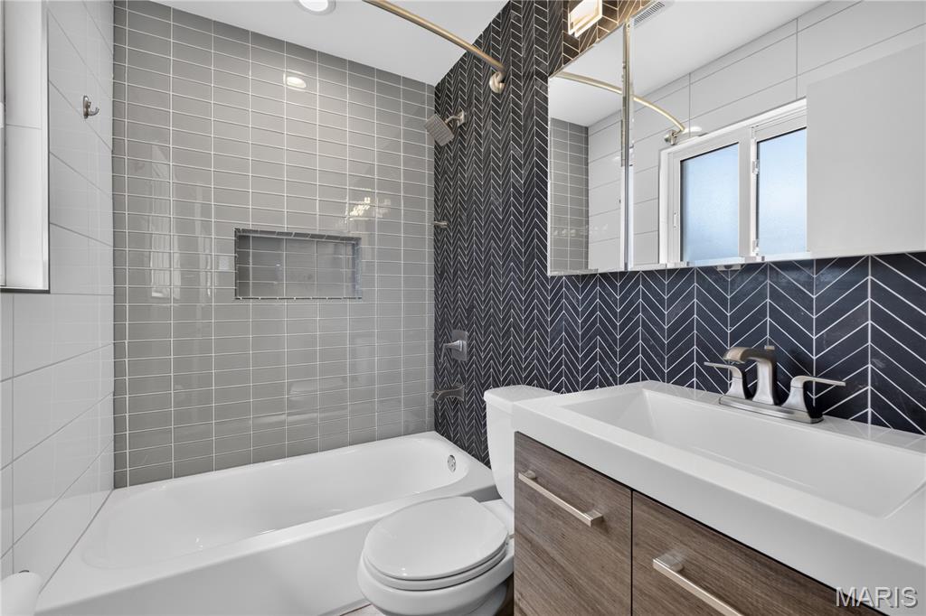 Glen Arbor Estates 1 - Residential