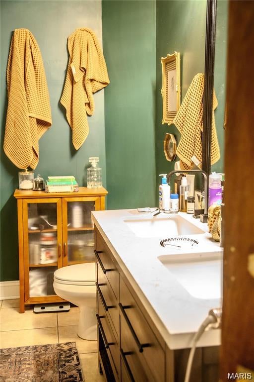 Latham Condo - Residential