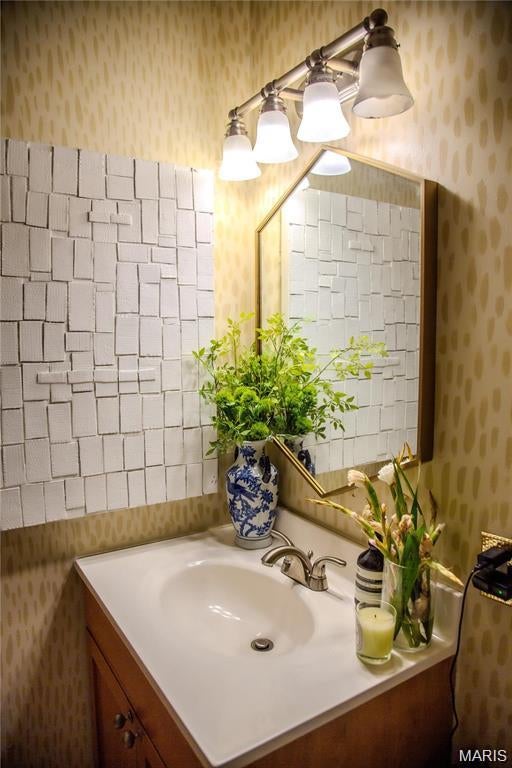 Latham Condo - Residential