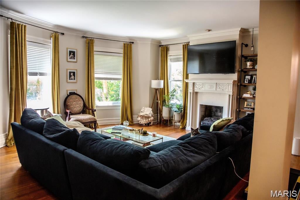 Latham Condo - Residential