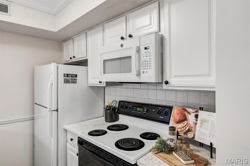 Geyer Place Condo - Residential