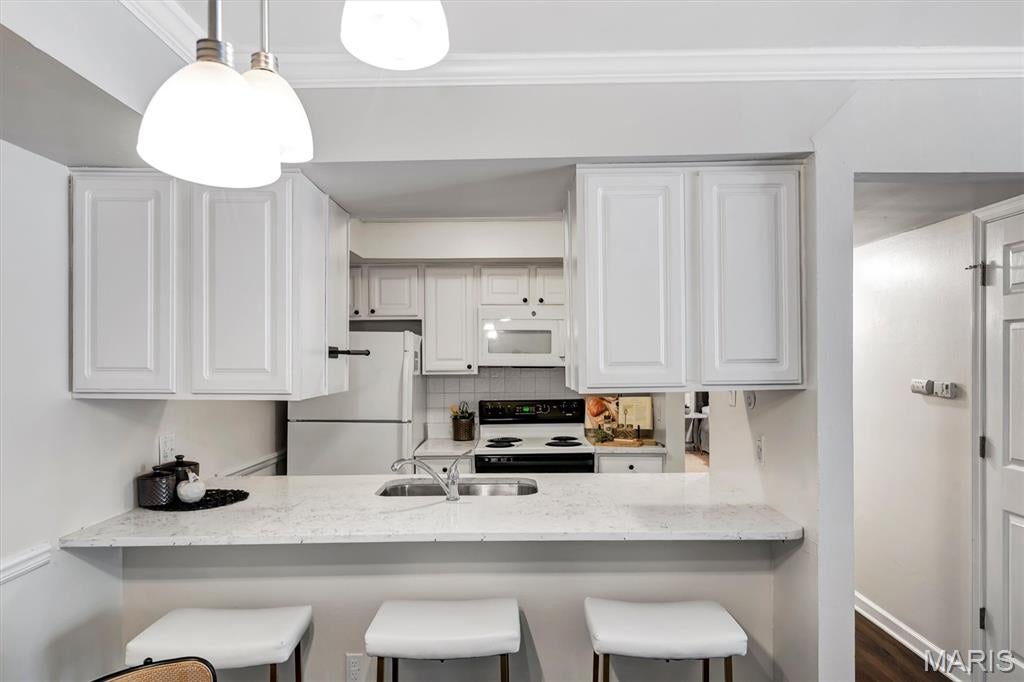 Geyer Place Condo - Residential
