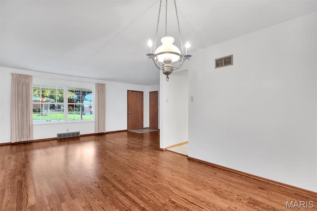 Five Oaks - Residential