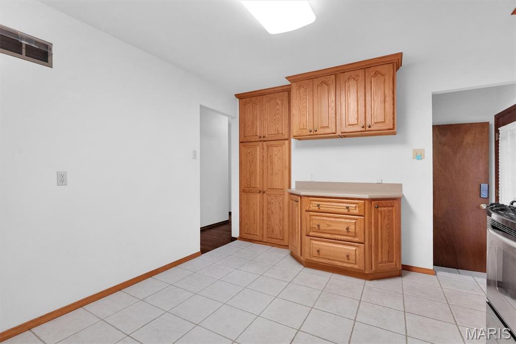 Five Oaks - Residential