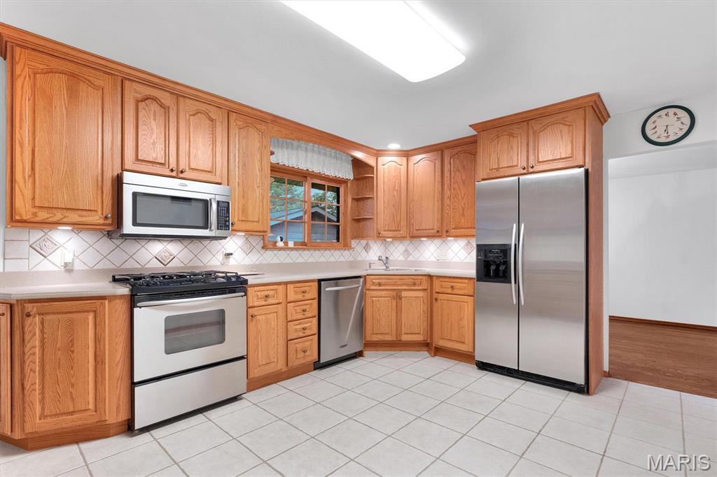 Five Oaks - Residential