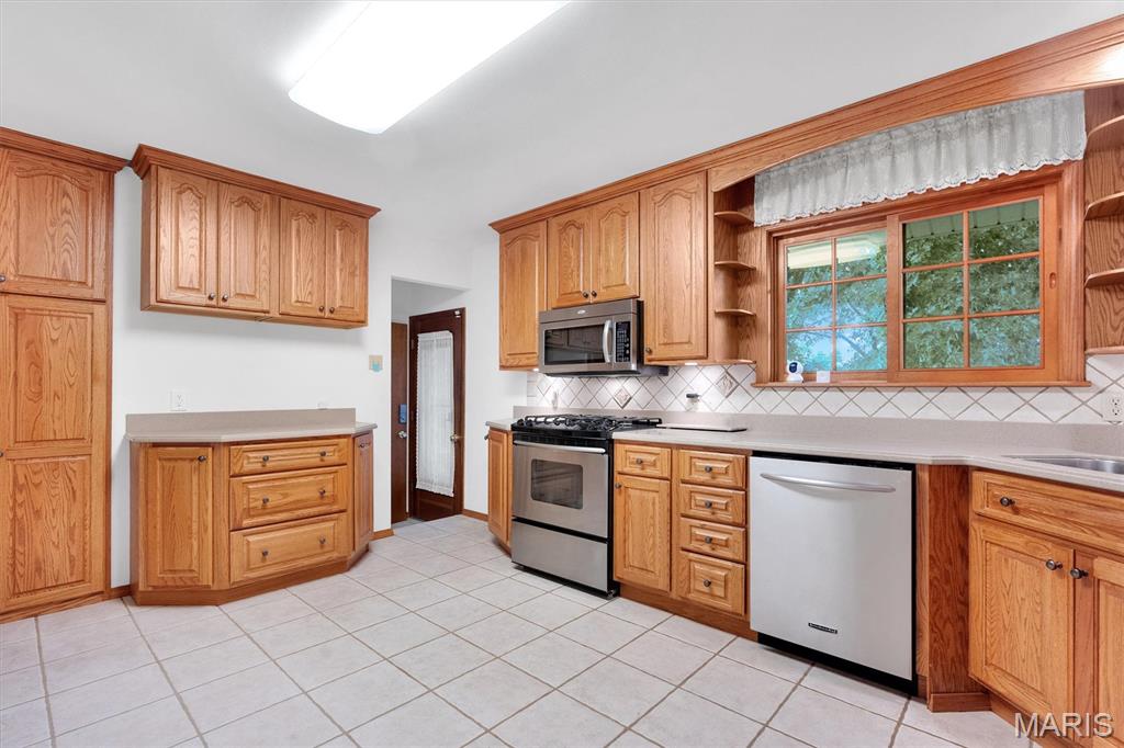 Five Oaks - Residential