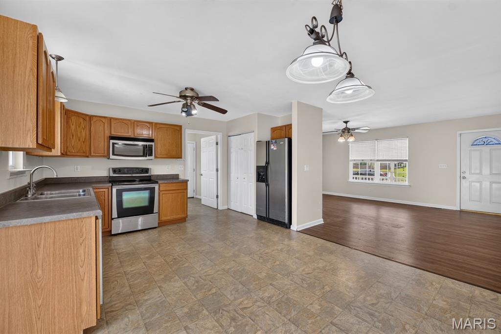 Briarwood Terrace - Residential Lease