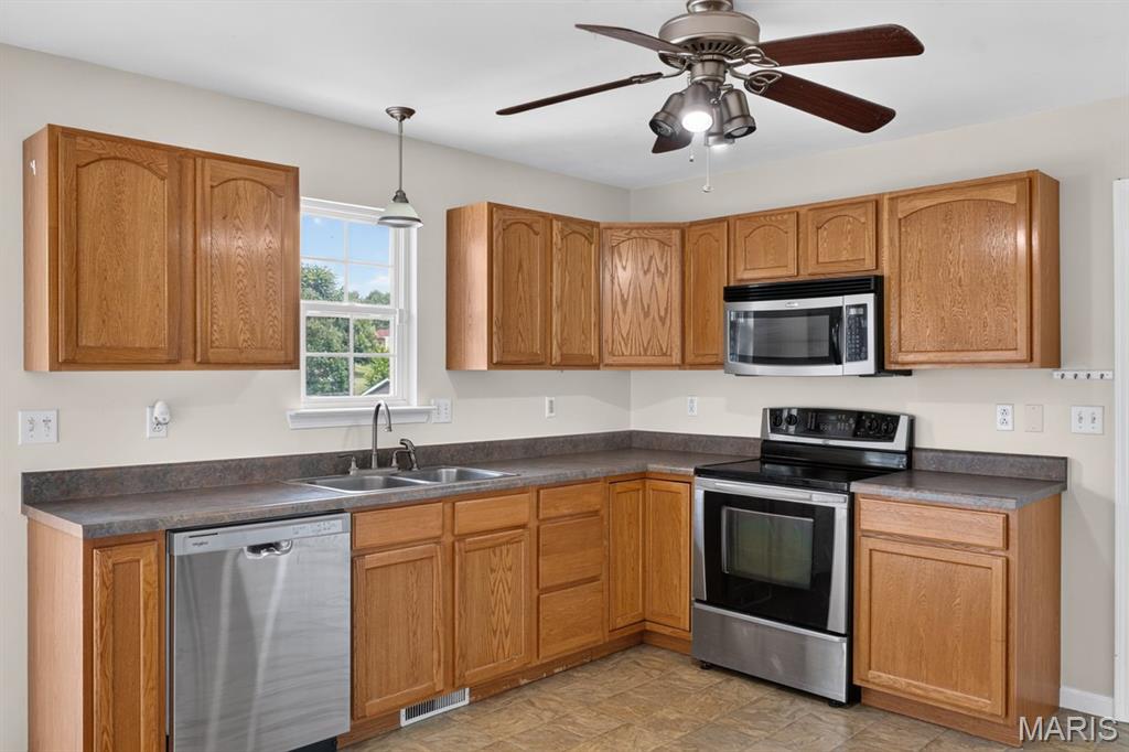 Briarwood Terrace - Residential Lease