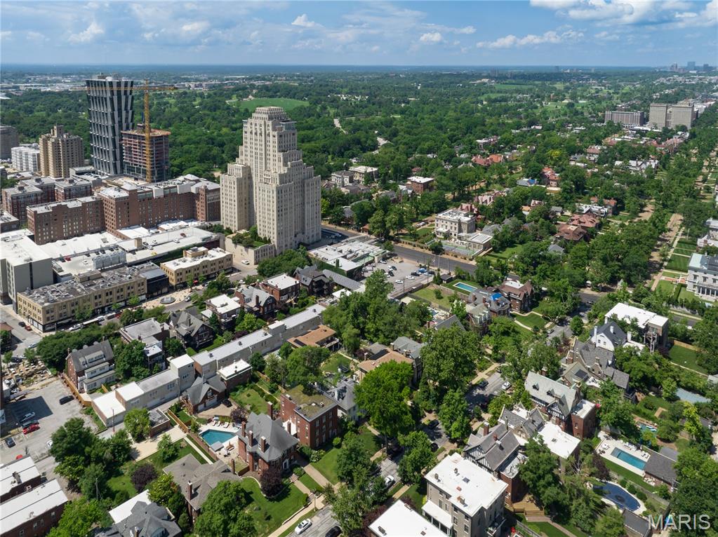 Lindell Add - Commercial Sale