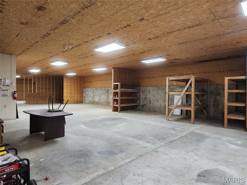 n/a - Commercial Lease