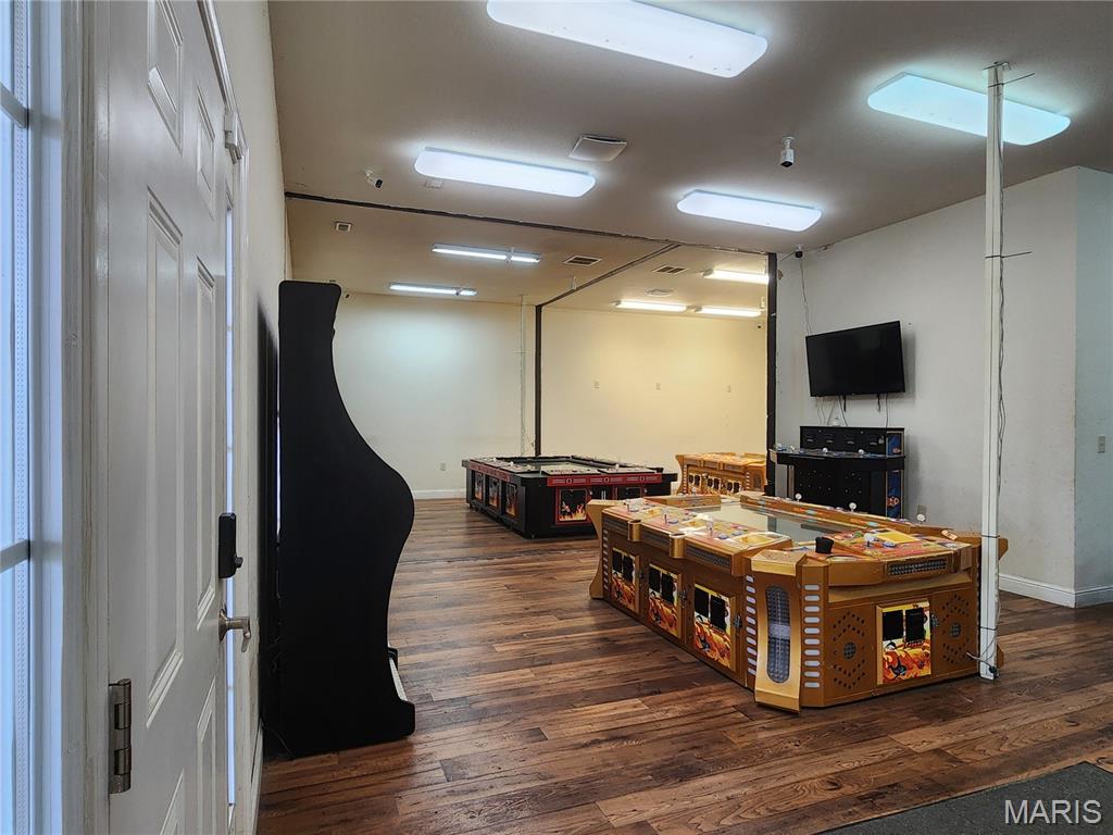 n/a - Commercial Lease