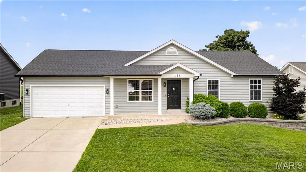 Welcome home to 124 Brookshire Creek! Located in the award-winning Wentzville school district, this single-family home offers a seamless blend of comfort and style, designed for contemporary living. Boasting over 2000 sqft of living space, this home offers 3 bedrooms, 3 full bathrooms, and a finished basement! The adorable covered front porch adds to the curb appeal of this lovely home, and is great for seasonal decorating and morning coffee. As you enter you'll notice the vaulted ceilings and open concept you've been looking for. The kitchen is thoughtfully appointed with stainless steel appliances (fridge to stay), and durable plank flooring, providing a modern and functional space for culinary endeavors. Down the hall you'll find an updated bathroom, and 3 bedrooms. The Owners suite offers a private, full bath. Head downstairs to the finished basement that provides all that extra space you've been needing! You'll find large family room, a 3rd full bathroom, storage space, and 2 additional finished rooms ideal for a home office or rec/play rooms! 

Outside you'll enjoy the privacy of your own fully fenced backyard, perfect for pets, kids, and entertaining. The convenience of an attached 2-car garage and a dedicated laundry room simplifies daily routines. Updates include; new roof, siding, and gutters (2023), new water heater(2025), all 3 toilets replaced (2026). This property presents an exceptional opportunity to embrace a lifestyle of ease and comfort - don't let this one slip away!