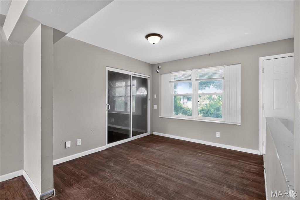 Hathaway Manor 9 - Residential