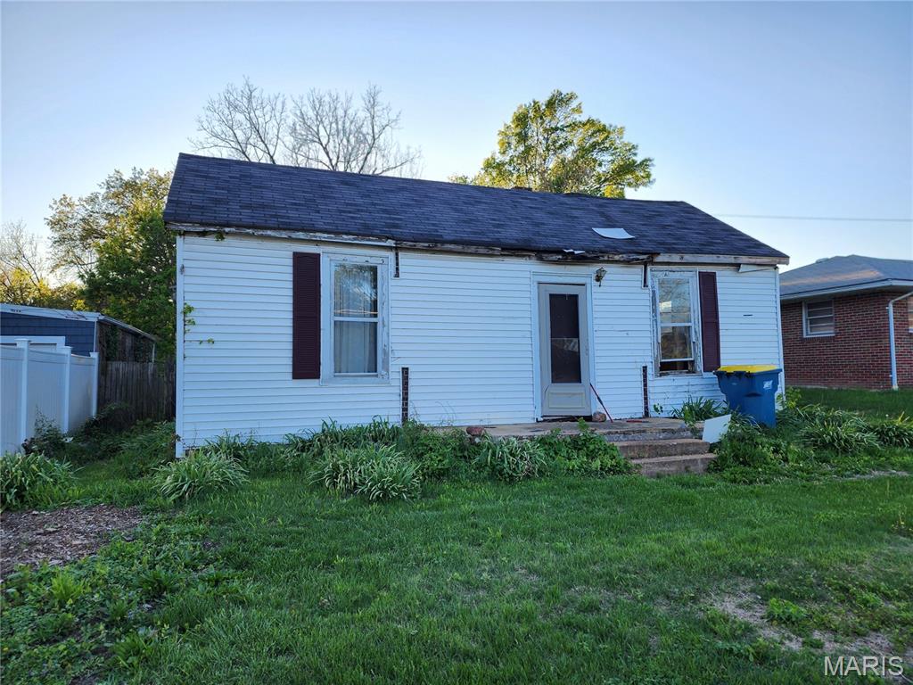 Investor Opportunity – Full Renovation Project with Strong Upside.  Endless potential awaits for the right buyer ready to bring vision, resources, and expertise. This property is in need of a complete renovation and is best suited for investors, rehabbers, or experienced buyers looking for their next project.  The home offers a solid footprint and lot, providing a great starting point to reimagine and add value. With the right plan, this could be a rewarding investment opportunity.  Important Notes:
Property is being sold as-is. Seller will make no repairs and will not provide occupancy. Interior conditions are unknown. Hold harmless agreement must be signed prior to entry.  This is not a cosmetic project—come prepared with a vision and a plan.

A rare opportunity for those ready to take on a full rehab and unlock the potential.  If you're ready to roll up your sleeves and transform a property into something special, this could be the one.