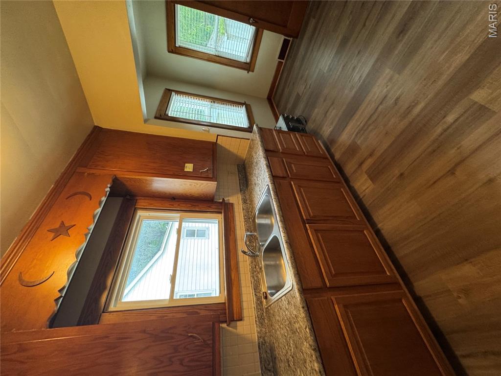 08W - Residential Lease
