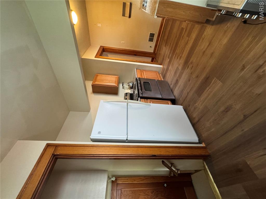 08W - Residential Lease