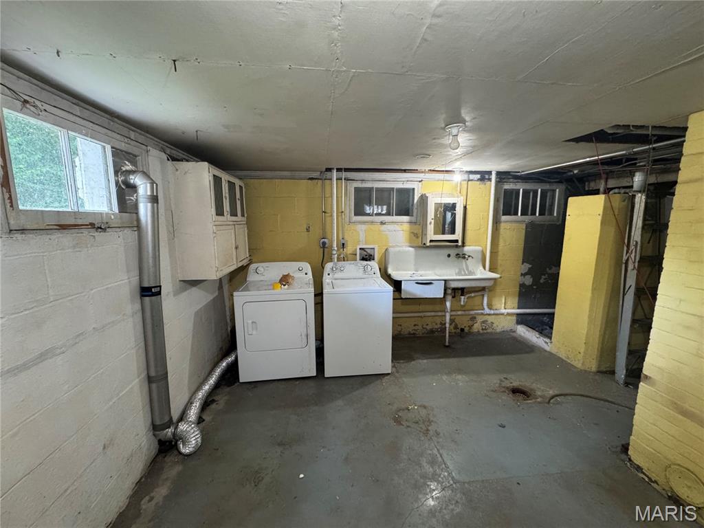 08W - Residential Lease