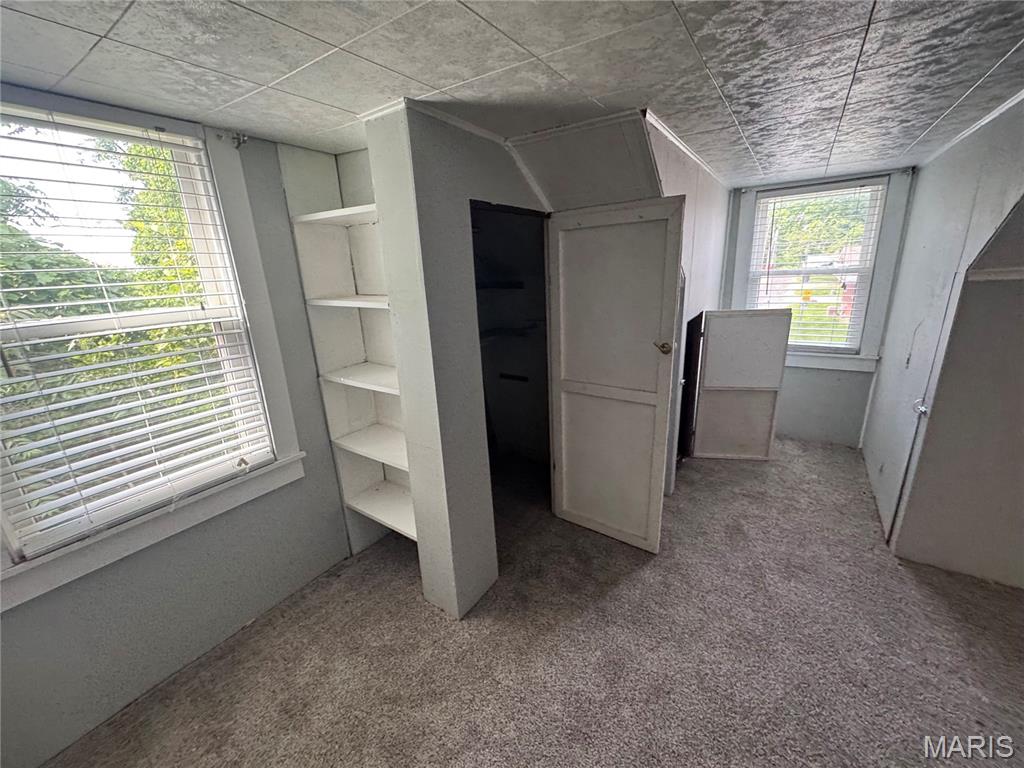 08W - Residential Lease