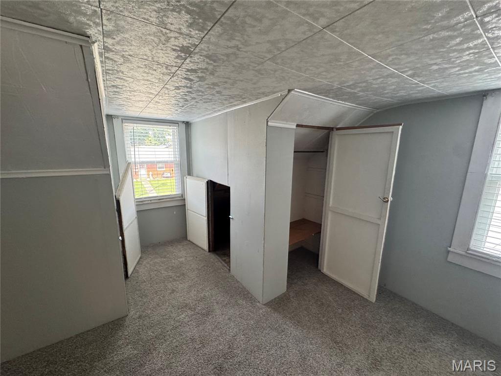 08W - Residential Lease