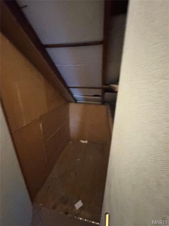 08W - Residential Lease